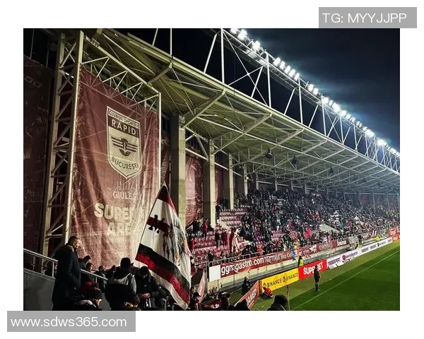 情怀足球星：从球场传奇到时代符号，见证无数梦想与激情的传承