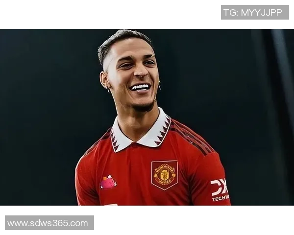 我最喜欢的足球球星是谁以及他给我带来的深刻印象和启发 我最喜欢的足球球星是谁以及他给我带来的深刻印象和启发