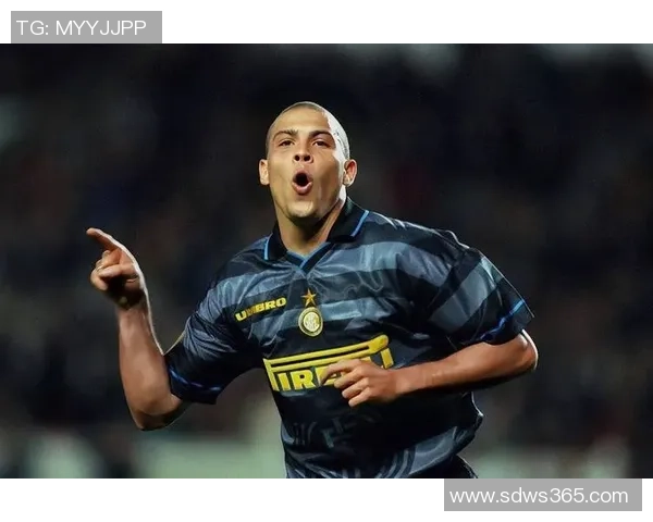 最新国际足坛热门推荐球星实力榜单解析与未来发展趋势 最新国际足坛热门推荐球星实力榜单解析与未来发展趋势